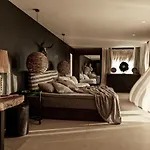 Myconian Panoptis Escape, A Member Of Small Luxury Of The World 5* Ελιά