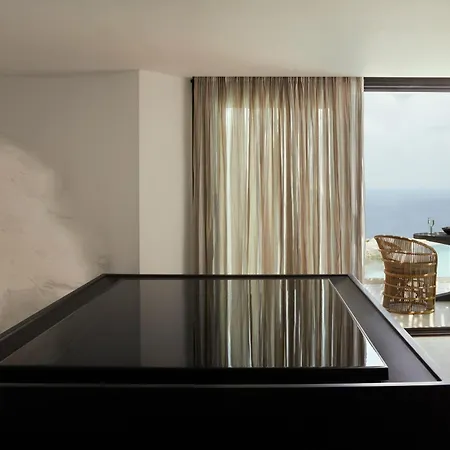 מלון Myconian Panoptis Escape, A Member Of Small Luxury Of The World 5*
